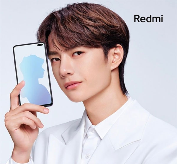 Camera selfie kép gồm 20MP và 2MP