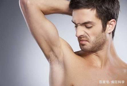 Sau khi tắm xong, cơ thể một số người có thể lưu giữ mùi thơm của sữa tắm, xà phòng trong một thời gian dài