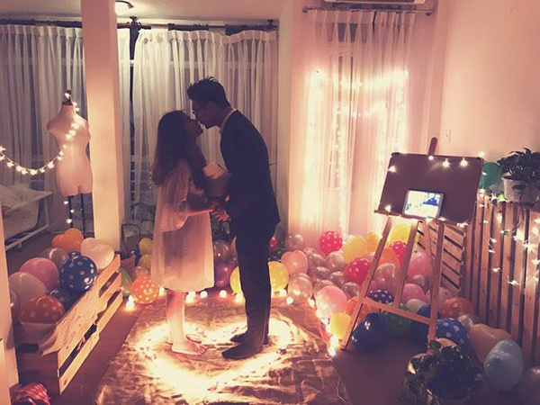 Tạo ra một khung cảnh tặng quà lãng mạn