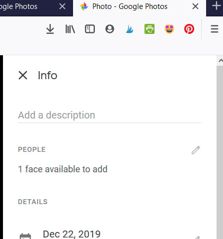 Nhấp vào Group similar faces