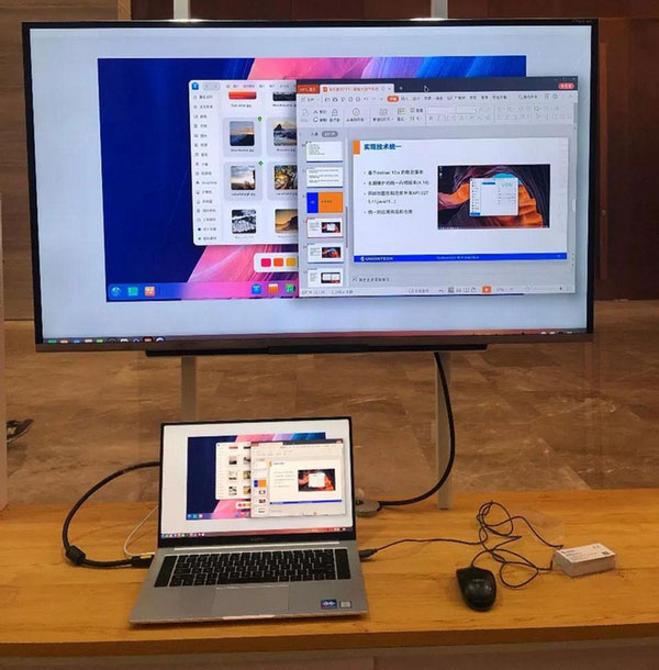 Các nhà phát triển UOS đã tạo ra giao diện của riêng mình chứ không sao chép giao diện của Windows XP hoặc Windows 7