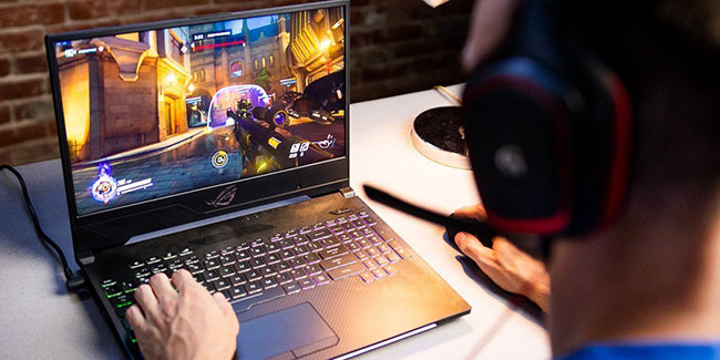 Laptop chơi game