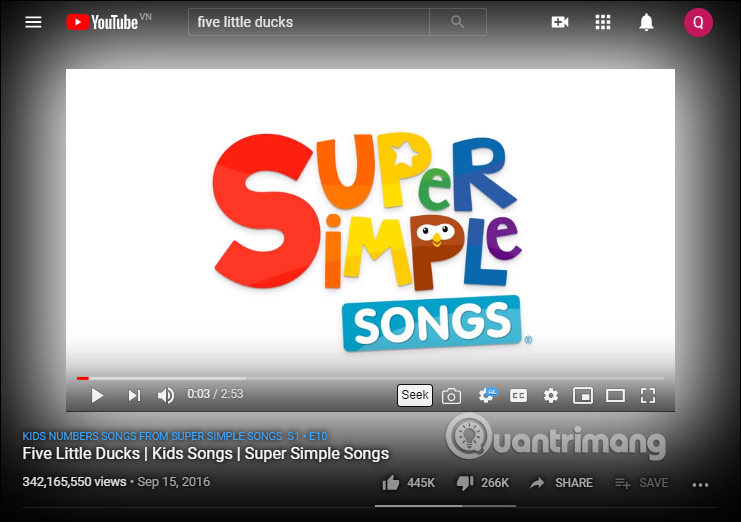 Giao diện xem video YouTube 