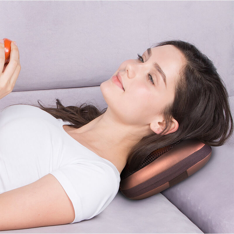 Gối Massage đặc biệt thích hợp làm quà tặng cho chị em văn phòng