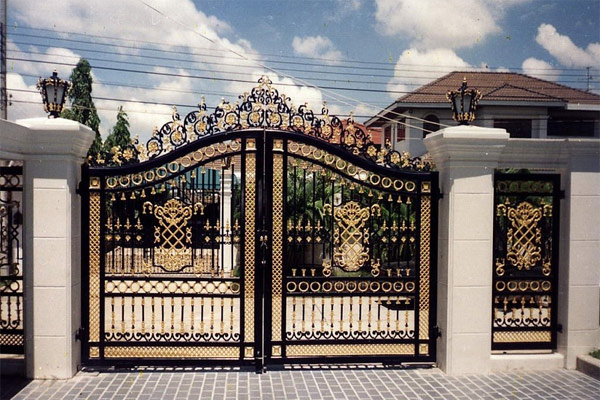Mẫu cổng sắt đẹp 4