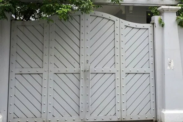 Mẫu cổng sắt đẹp 23