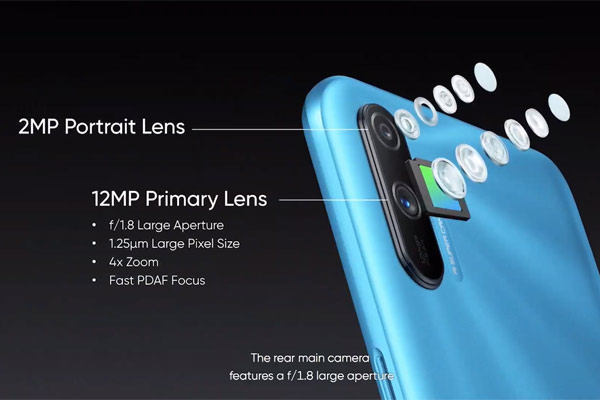Máy được trang bị cụm 2 camera