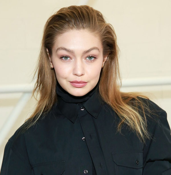 Tóc nhuộm màu vàng mật ong