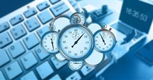 Làm sao máy tính biết chính xác được thời gian?