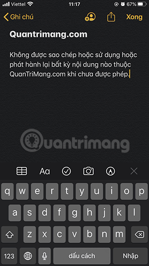 Nhấn và giữ phím dấu cách