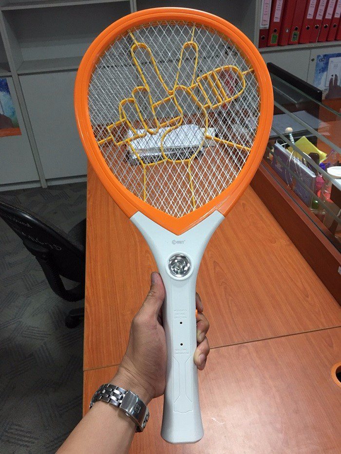 Nguyên nhân khiến vợt muỗi bị hỏng