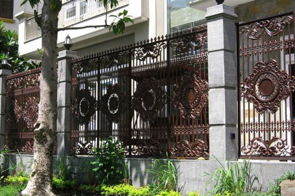 Hàng rào sắt nghệ thuật 4