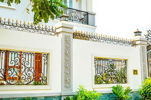 Hàng rào sắt kết hợp bê tông 8