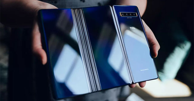 Smartphone màn hình gập ba của TCL 2