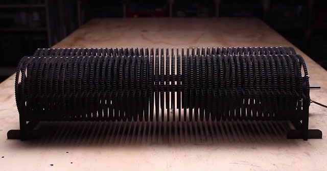 Cỗ máy đặc biệt của Bruin