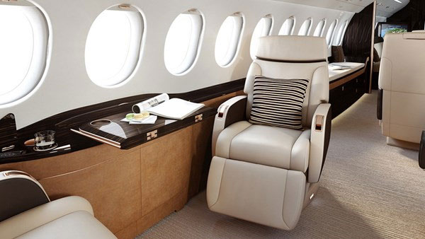 Nội thất cực sang trọng của Falcon 8X 2