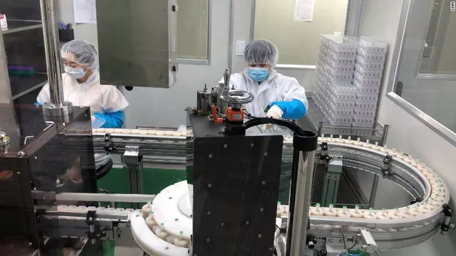 Một dây chuyền sản xuất của Seegene, tại trụ sở Seoul, Hàn Quốc, ngày 6 tháng 3.