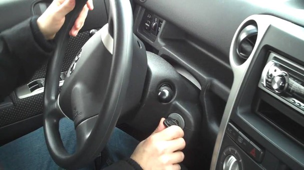 Kiểm tra ắc quy ô tô