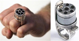 Video: Cận cảnh khẩu súng nhỏ nhất thế giới, có thể đeo trên ngón tay như một món đồ trang sức