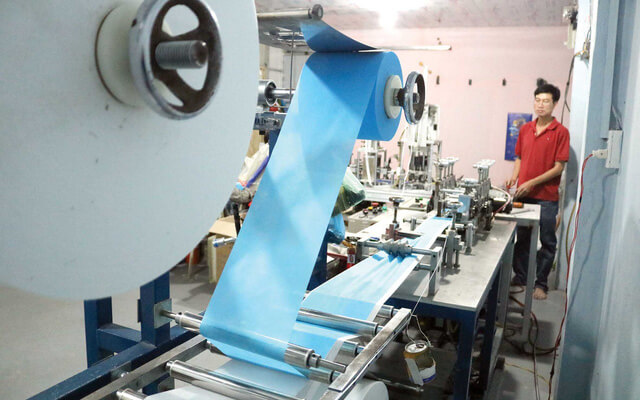 Máy làm khẩu trang y tế