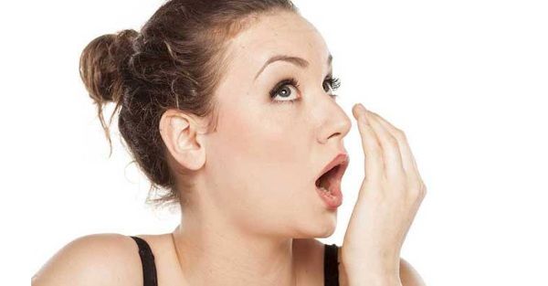 Tinh dầu tràm giúp khử mùi hôi miệng hiệu quả