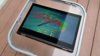 Lenovo ThinkPad L390 Yoga có màn hình 13,3 inch chống lóa