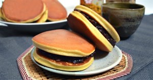 Cách làm bánh rán Doremon (bánh Dorayaki) bằng bột pha sẵn tiện lợi