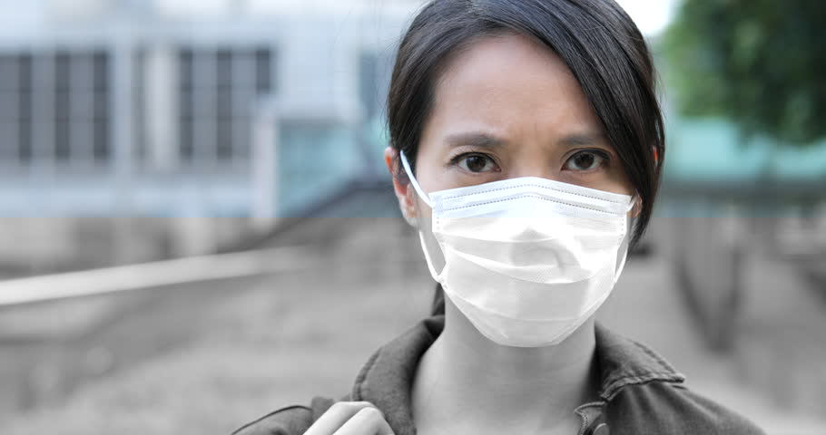 Khẩu trang y tế là vật không thể thiếu để chống lại ô nhiễm không khí và dịch bệnh hô hấp