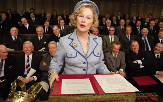 Diễn viên quần chúng tuyệt đối không được nhìn vào ống kính