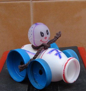 Đồ chơi được làm từ hộp sữa susu 7