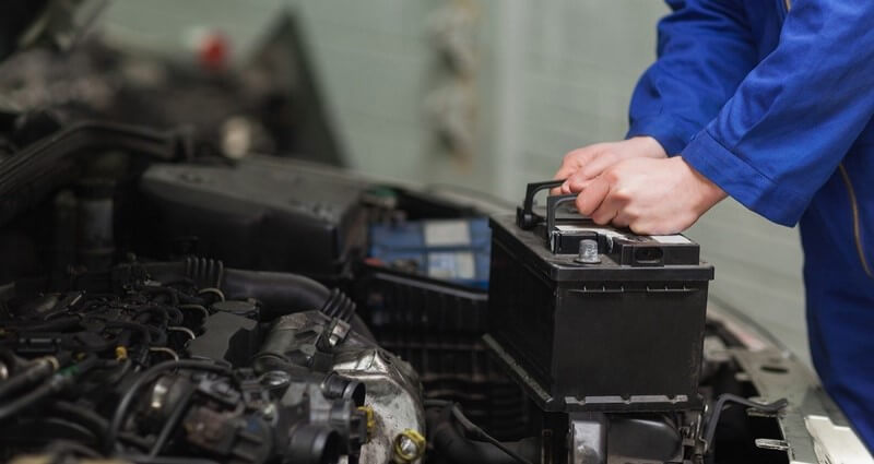 Bình ắc quy loại nào tốt trong 2 loại?