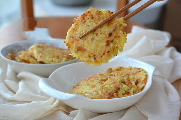 Cơm nguội trứng rán