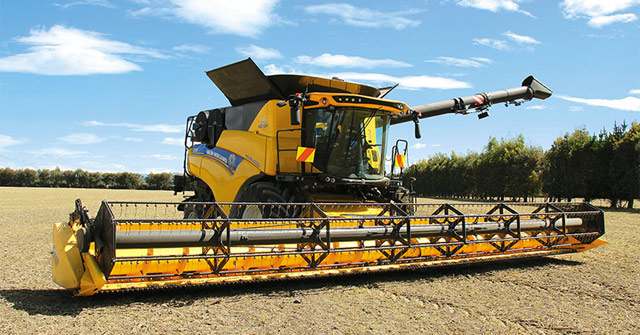 Cỗ máy gặt lúa New Holland CR10.90 có năng suất làm việc đáng kinh ngạc.