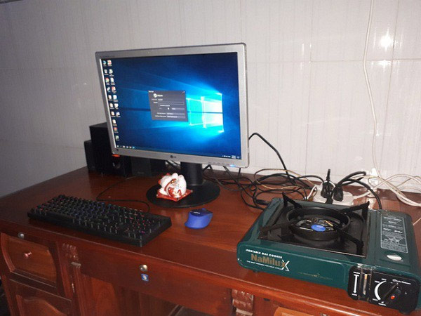 Bộ case PC tự chế từ vỏ bếp ga mini cũ vô cùng ấn tượng
