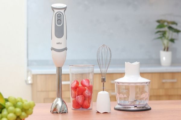 Có nên mua máy xay cầm tay không?