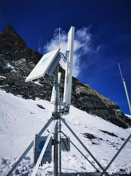 Cột sóng 5G trên dãy Himalaya