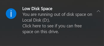 Cảnh báo Low Disk Space xuất hiện ở phía dưới bên phải của màn hình