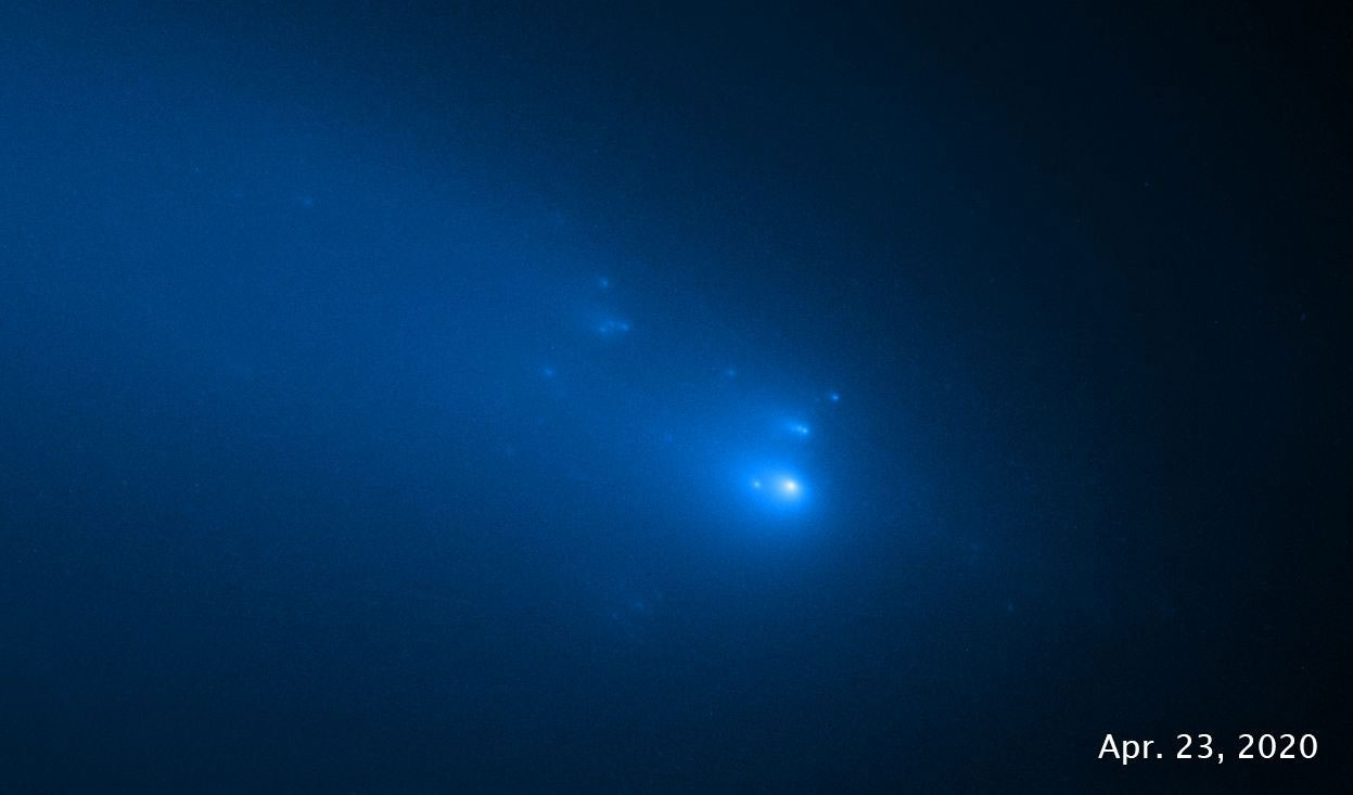 khoanh khac vo vun cua sao choi comet atlas2*97222