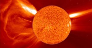 Bão Mặt trời là gì? Bão Mặt trời ảnh hưởng như thế nào tới Trái đất?