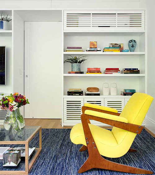 Lắp điều hòa trên kệ sách