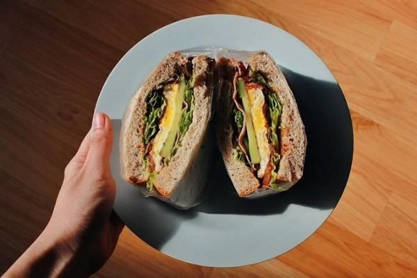 Sandwich cuộn