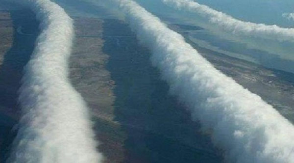 Những đám mây có hình ống và có thể kéo dài hàng trăm km
