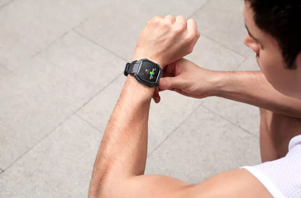 Thiết bị có khả năng theo dõi tổng hợp 70 hoạt động khác nhau