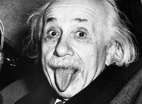Bức hình sinh nhật 72 tuổi của nhà bác học Albert Einstein cũng thuộc bộ sưu tầm ảnh The Bettman Archive.