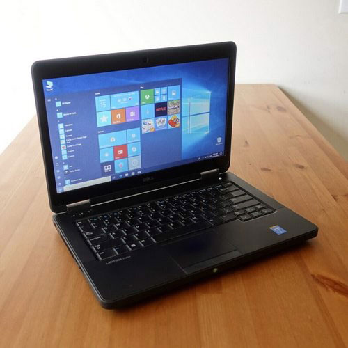 Chơi game không phải thế mạnh của Latitude E5440
