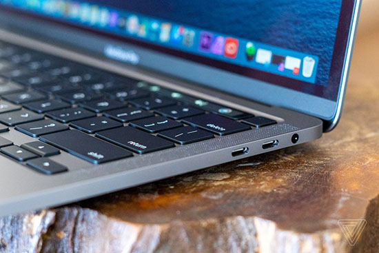 So sánh Dell XPS 15 và MacBook Pro 16 inch 2020 So sánh Dell XPS 15 và MacBook Pro 16 inch 2020