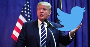 Twitter và Facebook gỡ video của Donald Trump vì vi phạm bản quyền