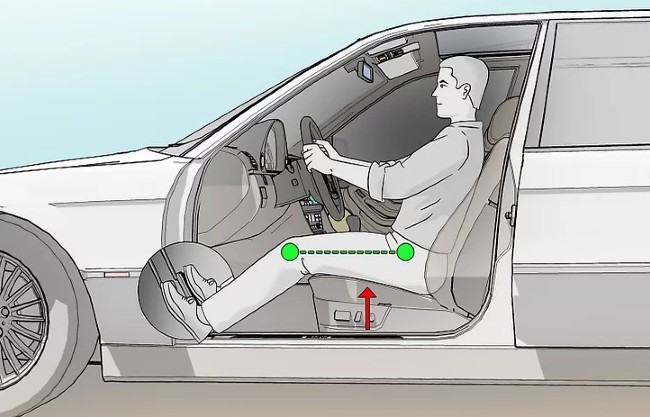 Chỉnh độ cao ghế phù hợp sẽ giúp bạn có tầm nhìn tốt