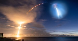 Ấn tượng với những hình ảnh tuyệt đẹp khi SpaceX đưa 58 vệ tinh Starlink lên vũ trụ