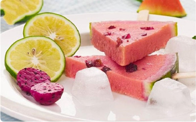 Kem thanh long dưa hấu